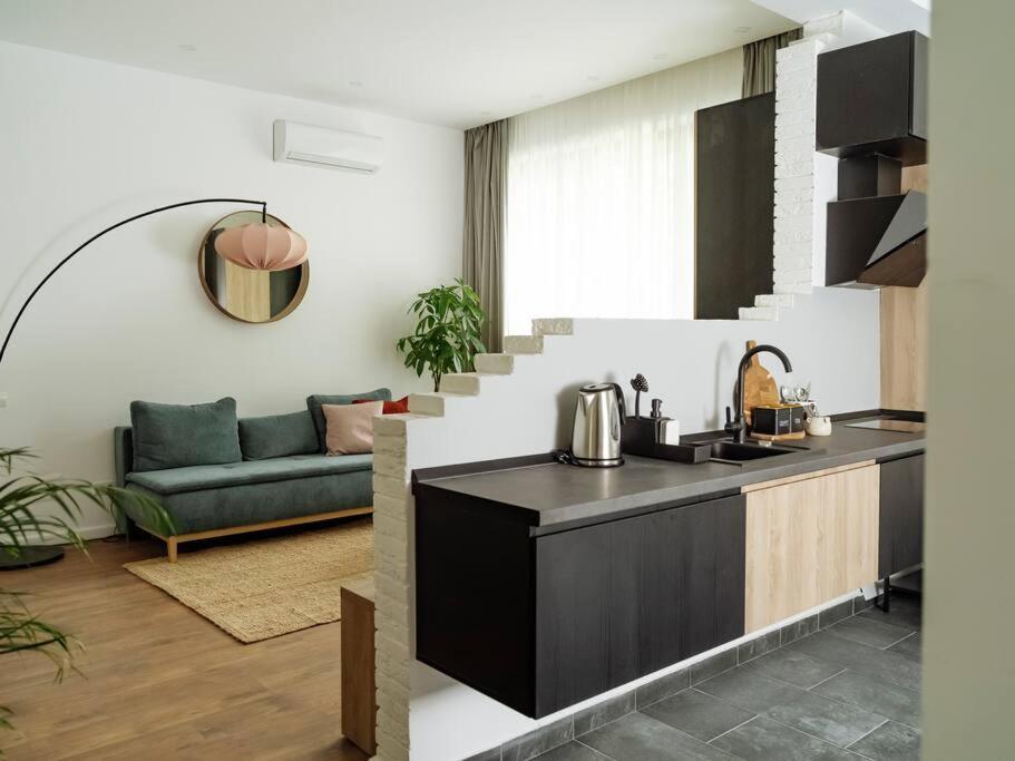 Central 5 Apartment - New Building & Parking Bucarest Exterior foto